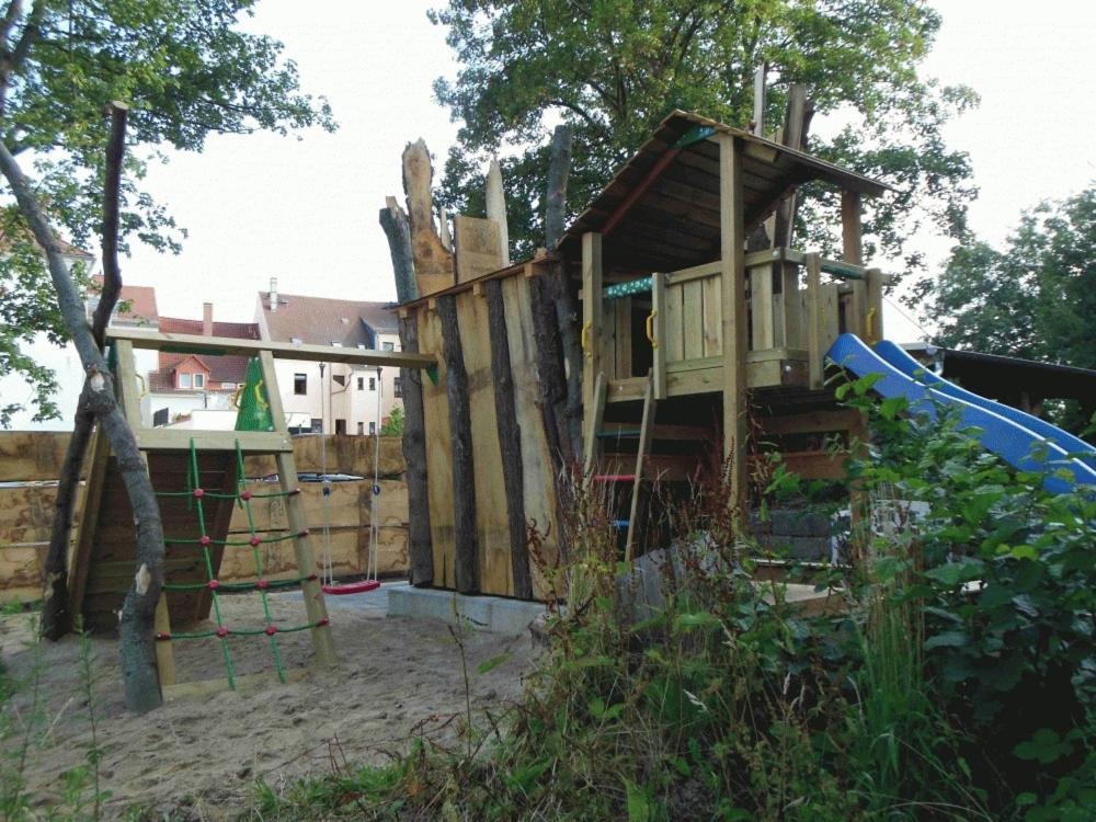 Kl17 Ostel Doebeln Hostel Exterior photo